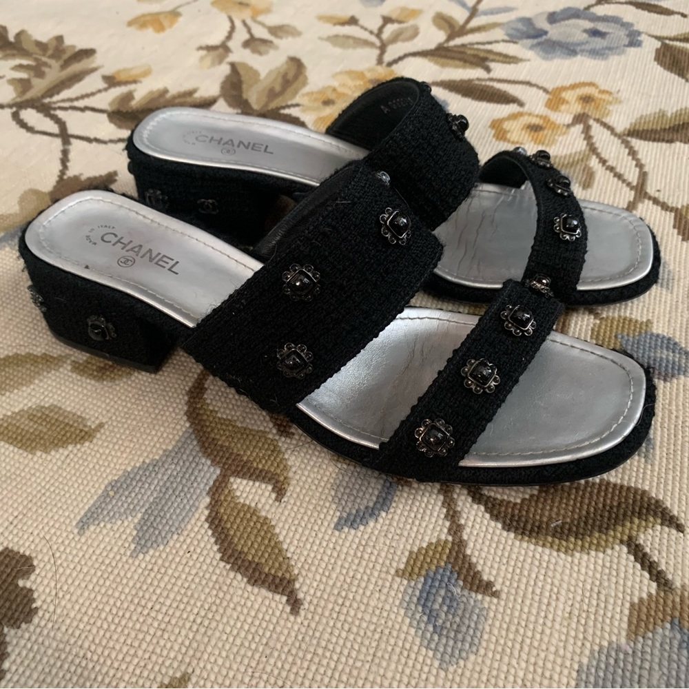 CHANEL Black Tweed 2-Strap Embellished Sandal Mules 40